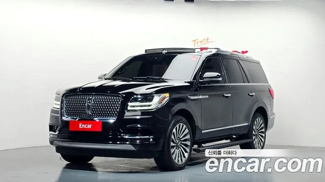 Lincoln Navigator 2021 — photo 1