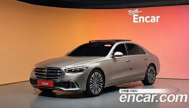 Mercedes-Benz S-Class 2022 — photo 1