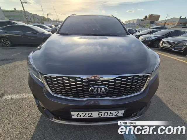 Kia Sorento 2019 — photo 1