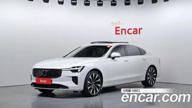 Volvo S90 2026 — photo 1