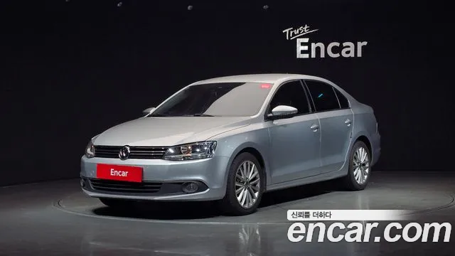 Volkswagen Jetta 2011 — photo 1