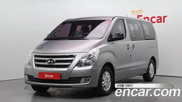 Hyundai Starex 2016 — photo 1