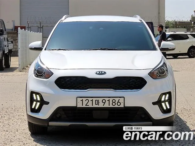 Kia Niro 2021 — photo 1
