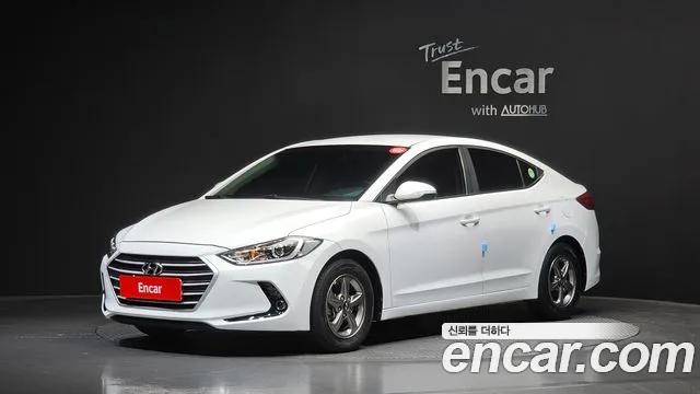 Hyundai AVANTE 2017 — photo 1