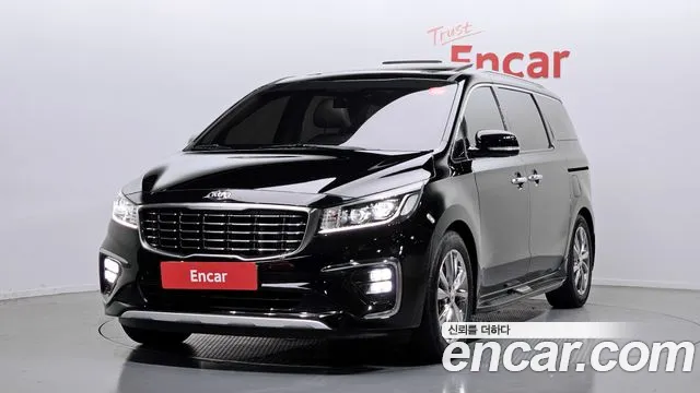 Kia Canival 2019 — photo 1