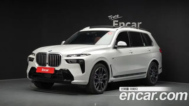 BMW X7 2025 — photo 1