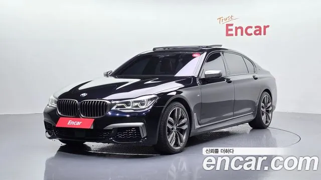 BMW 7-Series 2018 — photo 1