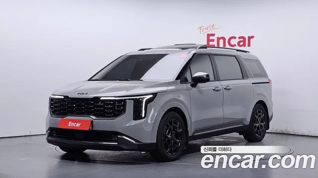 Kia Canival 2025 — photo 1