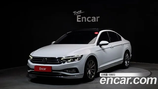 Volkswagen Passat 2021 — photo 1