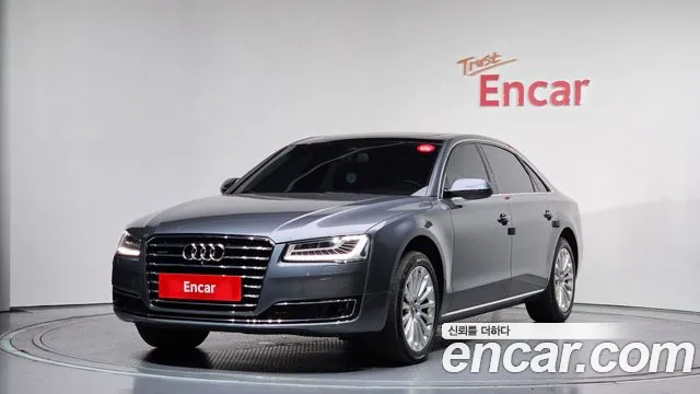 Audi A8 2015 — photo 1