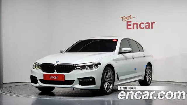 BMW 5-Series 2017 — photo 1