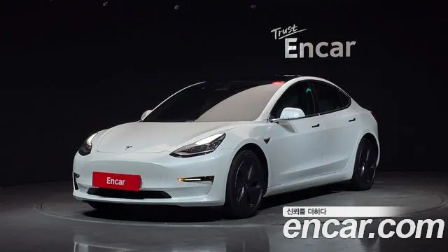 Tesla Model 3 2020 — photo 1