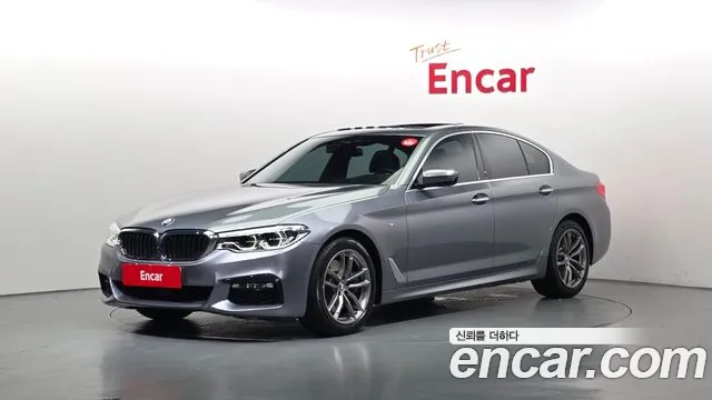 BMW 5-Series 2018 — photo 1