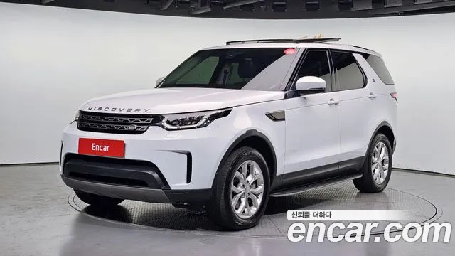 Land Rover Discovery 2019 — photo 1