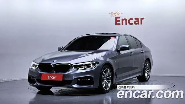BMW 5-Series 2017 — photo 1
