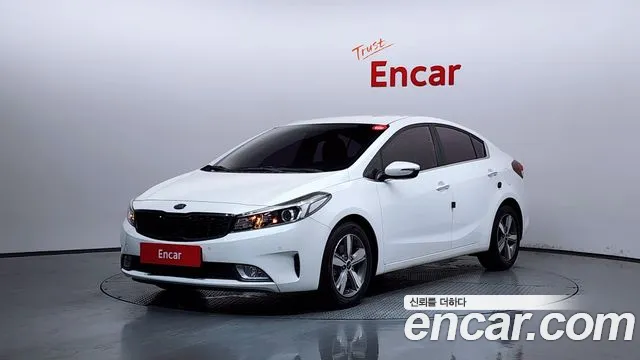 Kia K3 2016 — photo 1
