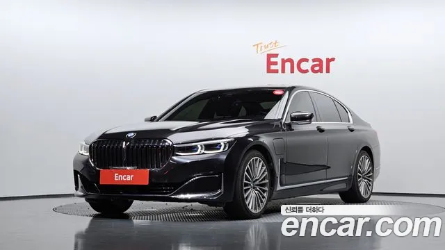 BMW 7-Series 2020 — photo 1