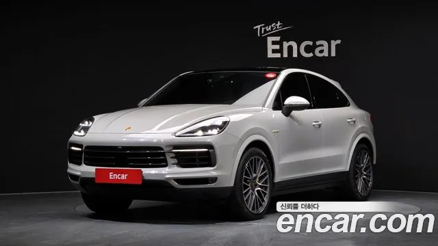 Porsche Cayenne 2021 — photo 1