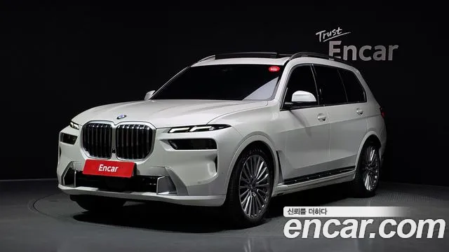 BMW X7 2024 — photo 1