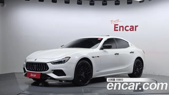 Maserati Ghibli 2019 — photo 1