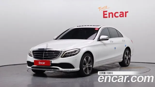 Mercedes-Benz C-Class 2019 — photo 1