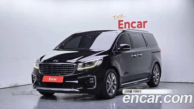 Kia Canival 2019 — photo 1