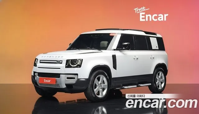 Land Rover Defender 2023 — photo 1