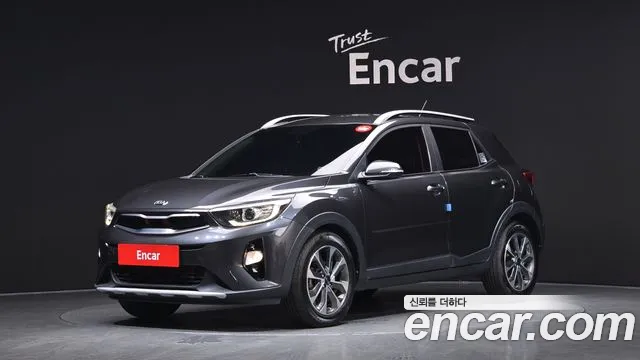Kia Stonic 2018 — photo 1