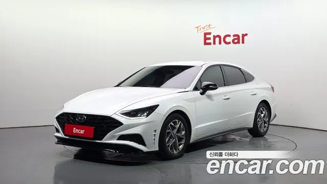 Hyundai Sonata 2023 — photo 1