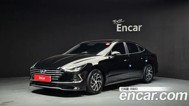 Hyundai Sonata 2022 — photo 1