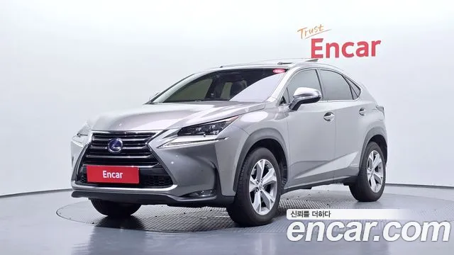 Lexus NX 2015 — photo 1
