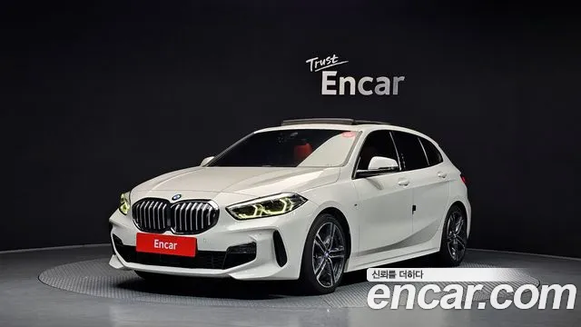 BMW 1-Series 2021 — photo 1