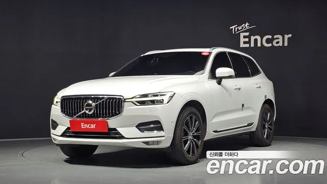 Volvo XC60 2018 — photo 1