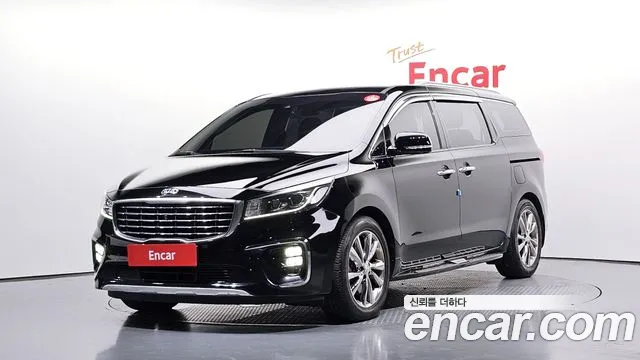 Kia Canival 2019 — photo 1