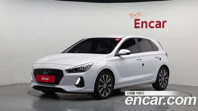 Hyundai i30 2018 — photo 1