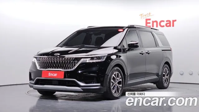 Kia Canival 2021 — photo 1