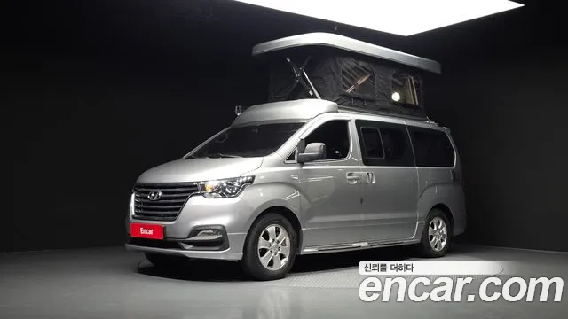 Hyundai Starex 2019 — photo 1