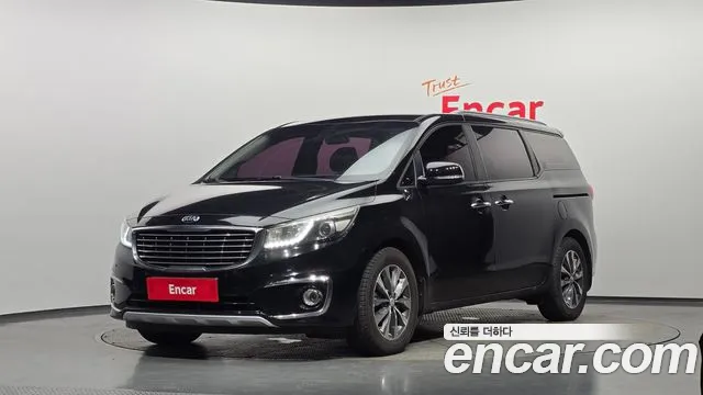 Kia Canival 2018 — photo 1