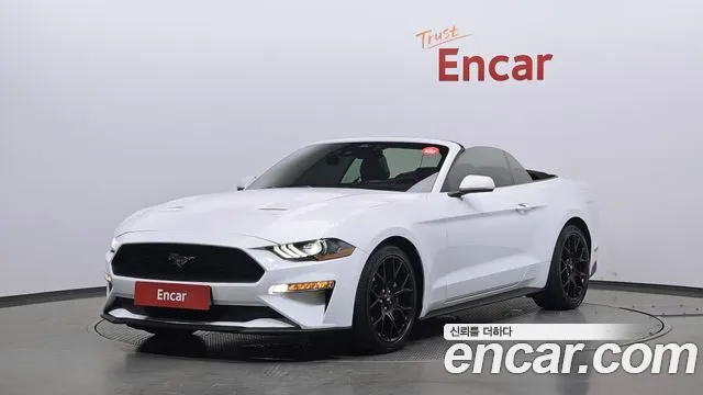 Ford Mustang 2021 — photo 1