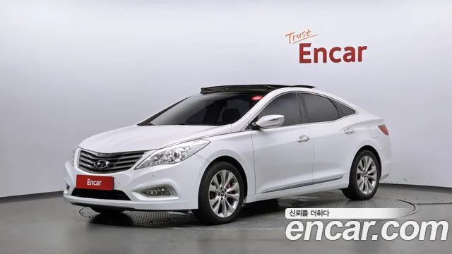 Hyundai Grandeur 2011 — photo 1