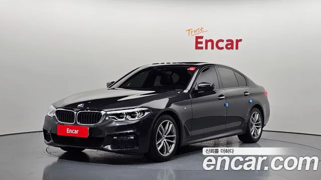 BMW 5-Series 2017 — photo 1