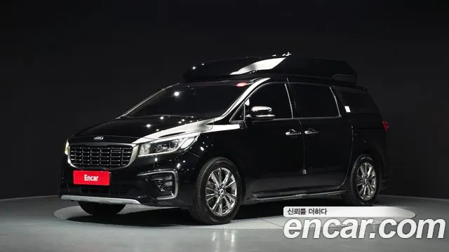 Kia Canival 2019 — photo 1