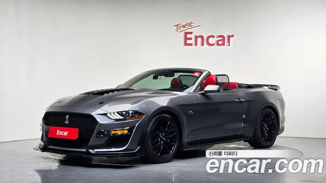 Ford Mustang 2021 — photo 1