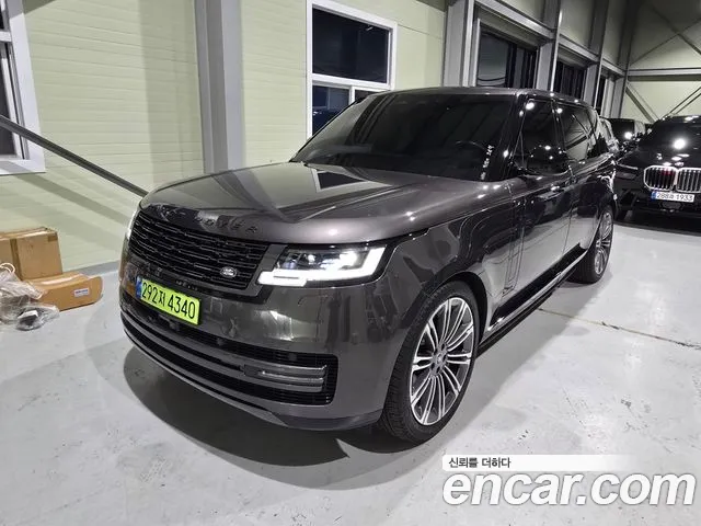 Land Rover Range Rover 2025 — photo 1