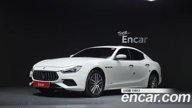 Maserati Ghibli 2018 — photo 1