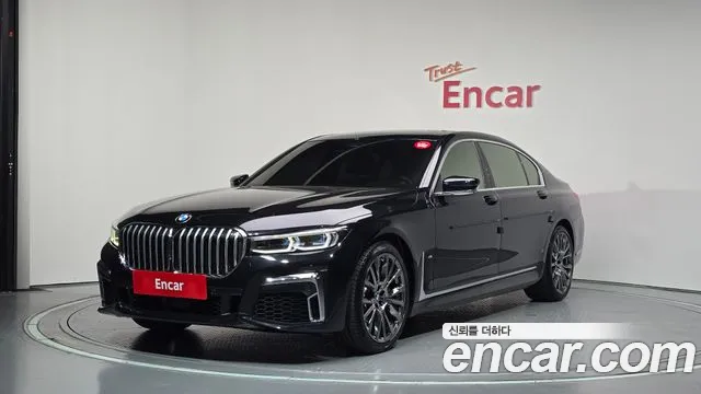 BMW 7-Series 2020 — photo 1