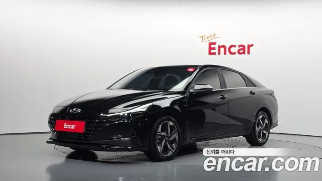 Hyundai AVANTE 2021 — photo 1
