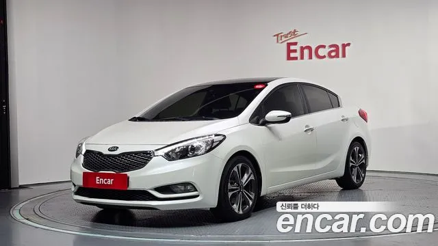 Kia K3 2013 — photo 1