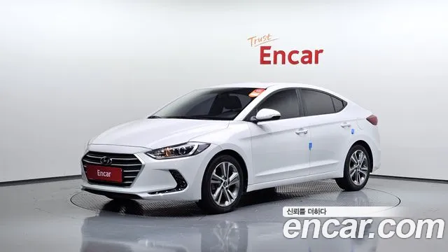 Hyundai AVANTE 2017 — photo 1
