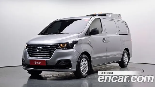 Hyundai Starex 2019 — photo 1
